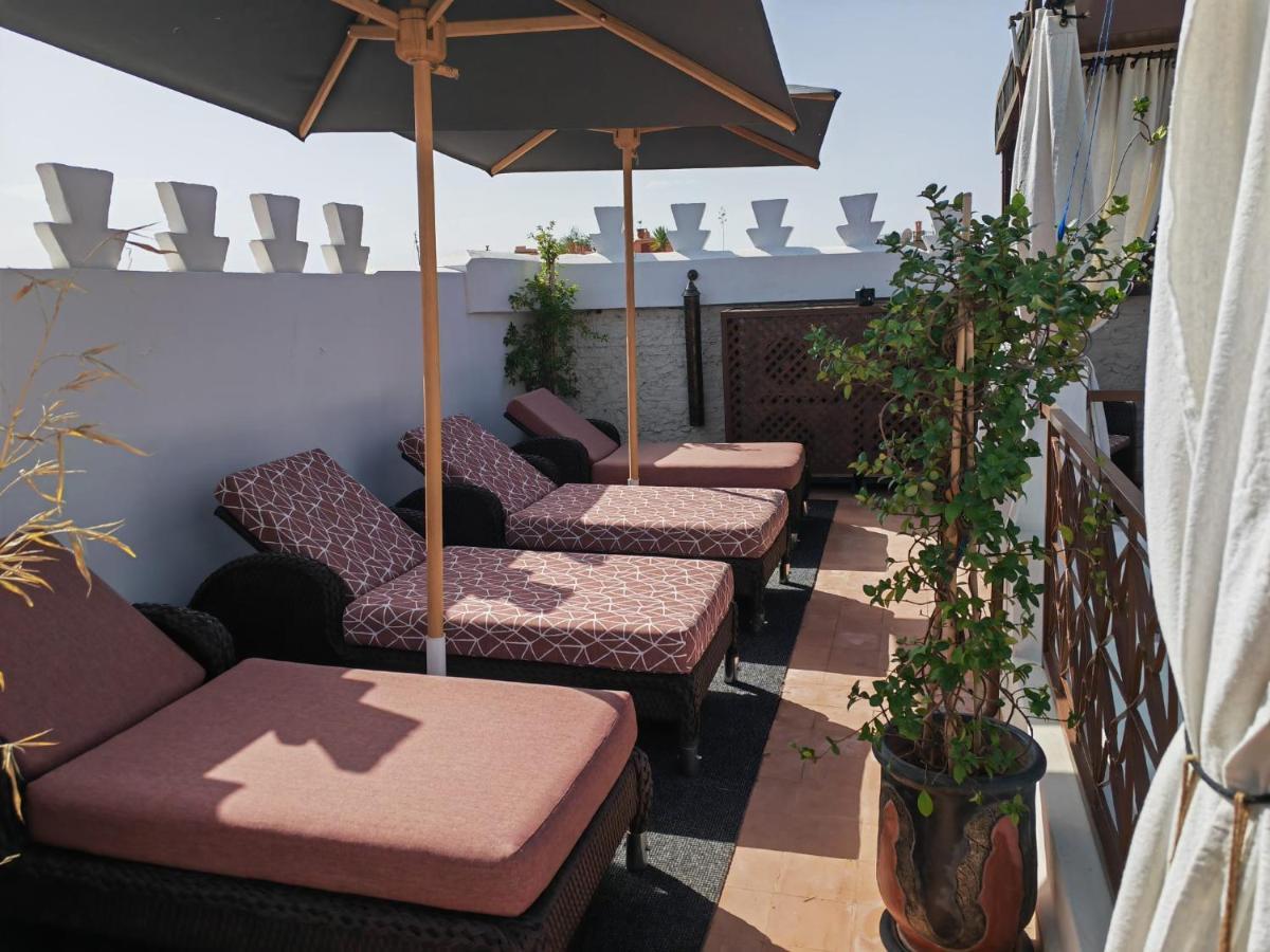 Riad Villa Berna Under Swiss Management Marrakesh Bagian luar foto