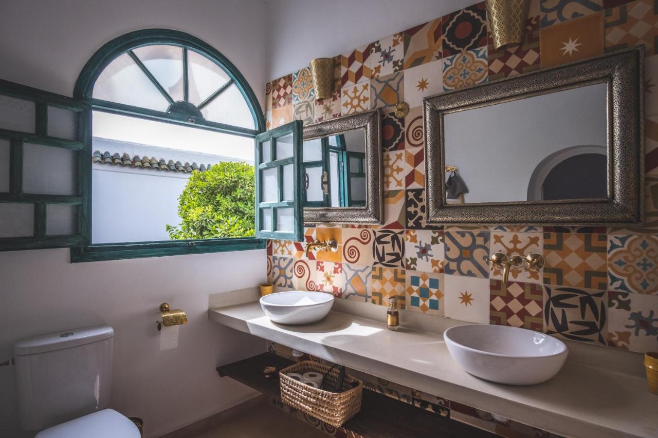 Riad Villa Berna Under Swiss Management Marrakesh Bagian luar foto
