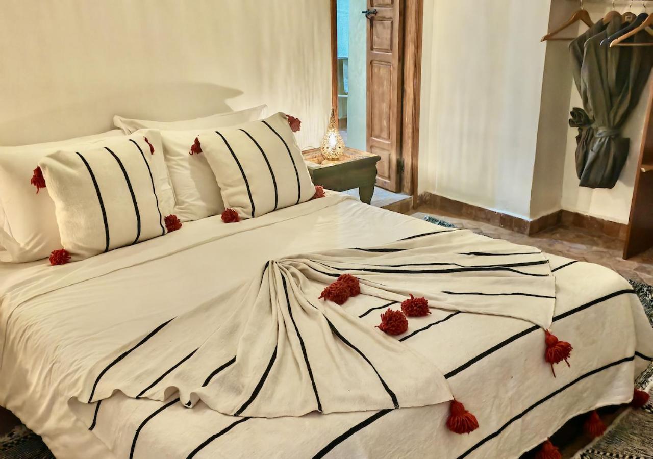 Riad Villa Berna Under Swiss Management Marrakesh Bagian luar foto